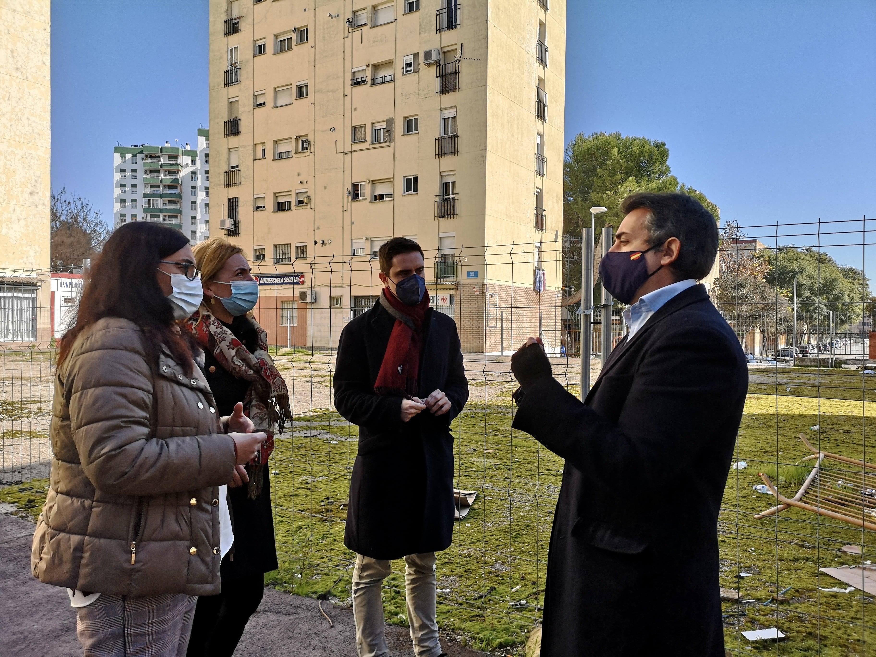 El PP lleva a Pleno el total abandono de la Plaza Venus por Mamen Sánchez