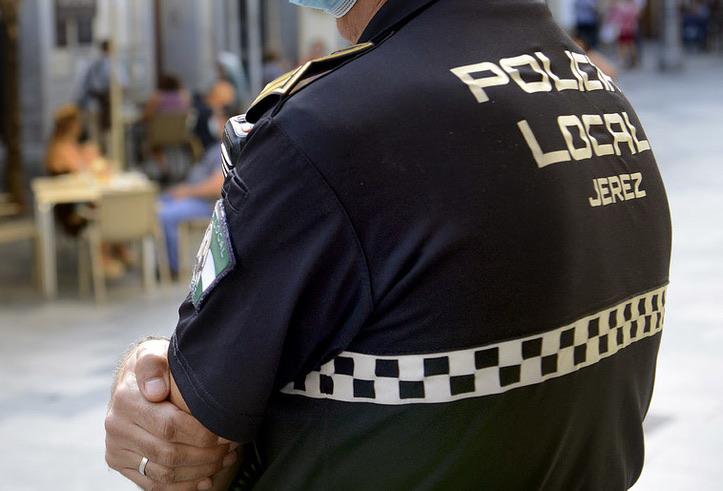 La Policía Local de Jerez detiene en La Granja a un traficante de droga