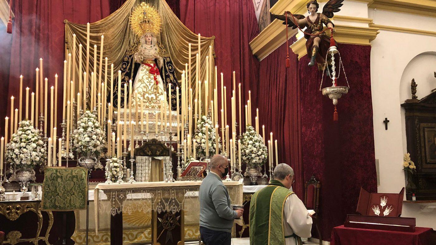 El 'terno histórico' del Stmo Cristo de la Coronación de Espinas