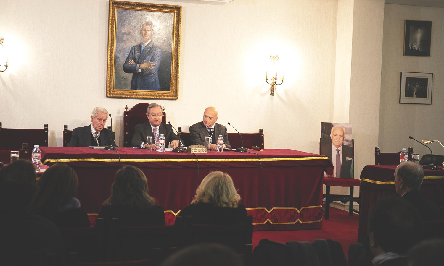 La Academia San Dionisio acoge una sesión en recuerdo de Luis Gonzalo González González