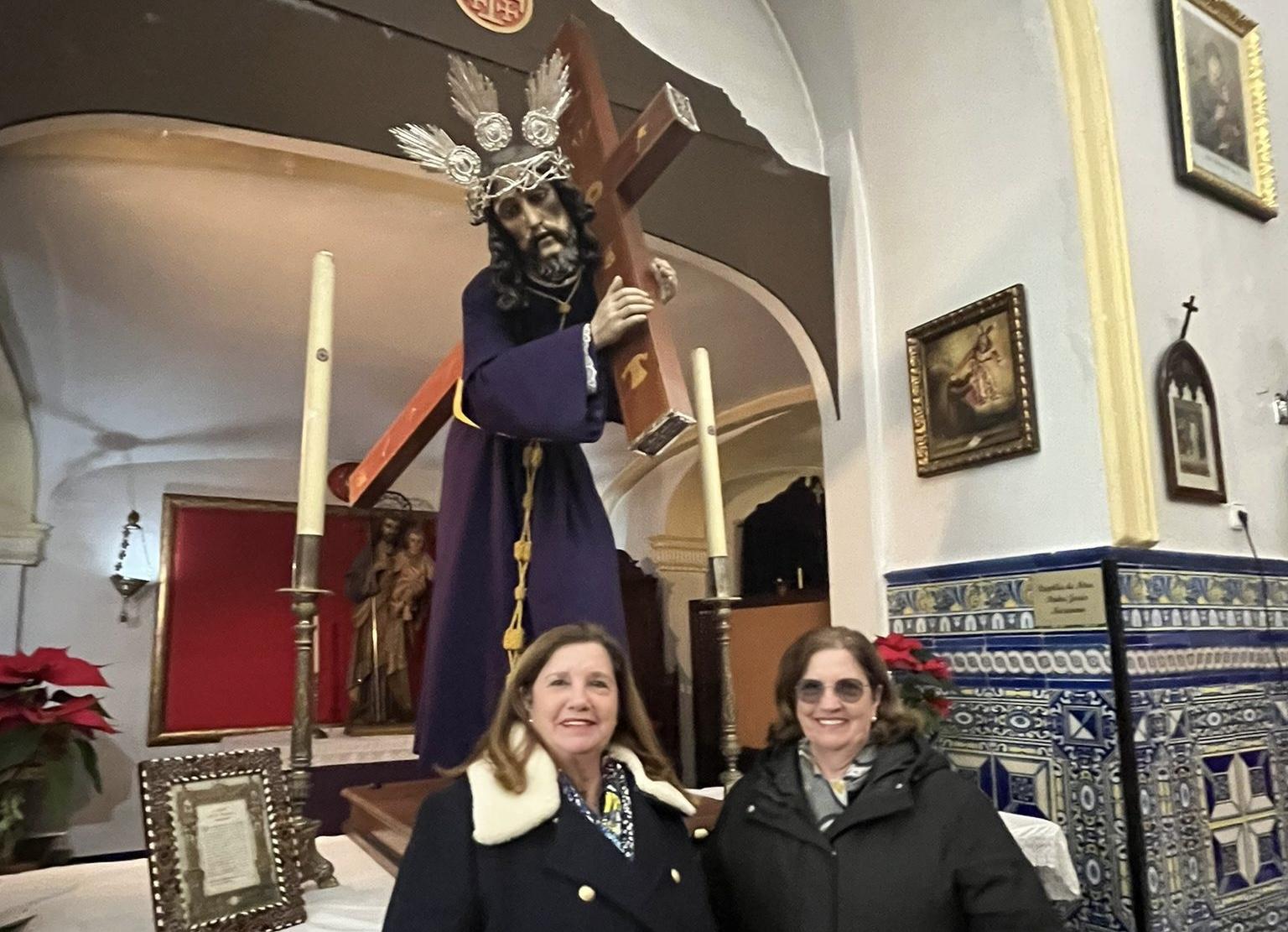 Las hermanas Barrones, pregoneras de Jesús Nazareno