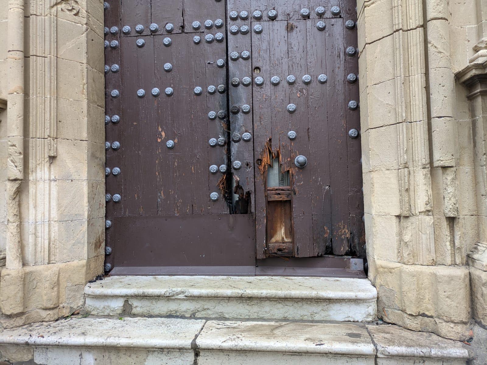 Atentado contra la Parroquia de San Miguel