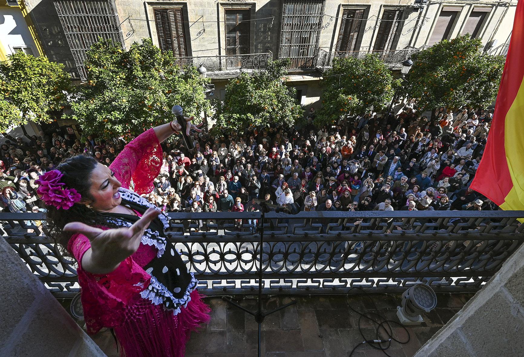 Aplazan 'Los balcones de Lola' en Jerez al sábado, 8 de febrero, ante las previsiones de lluvia