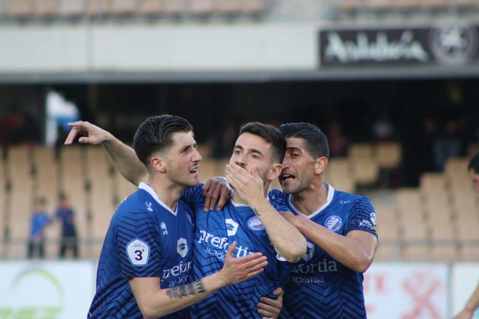 Mika se marcha del Xerez DFC