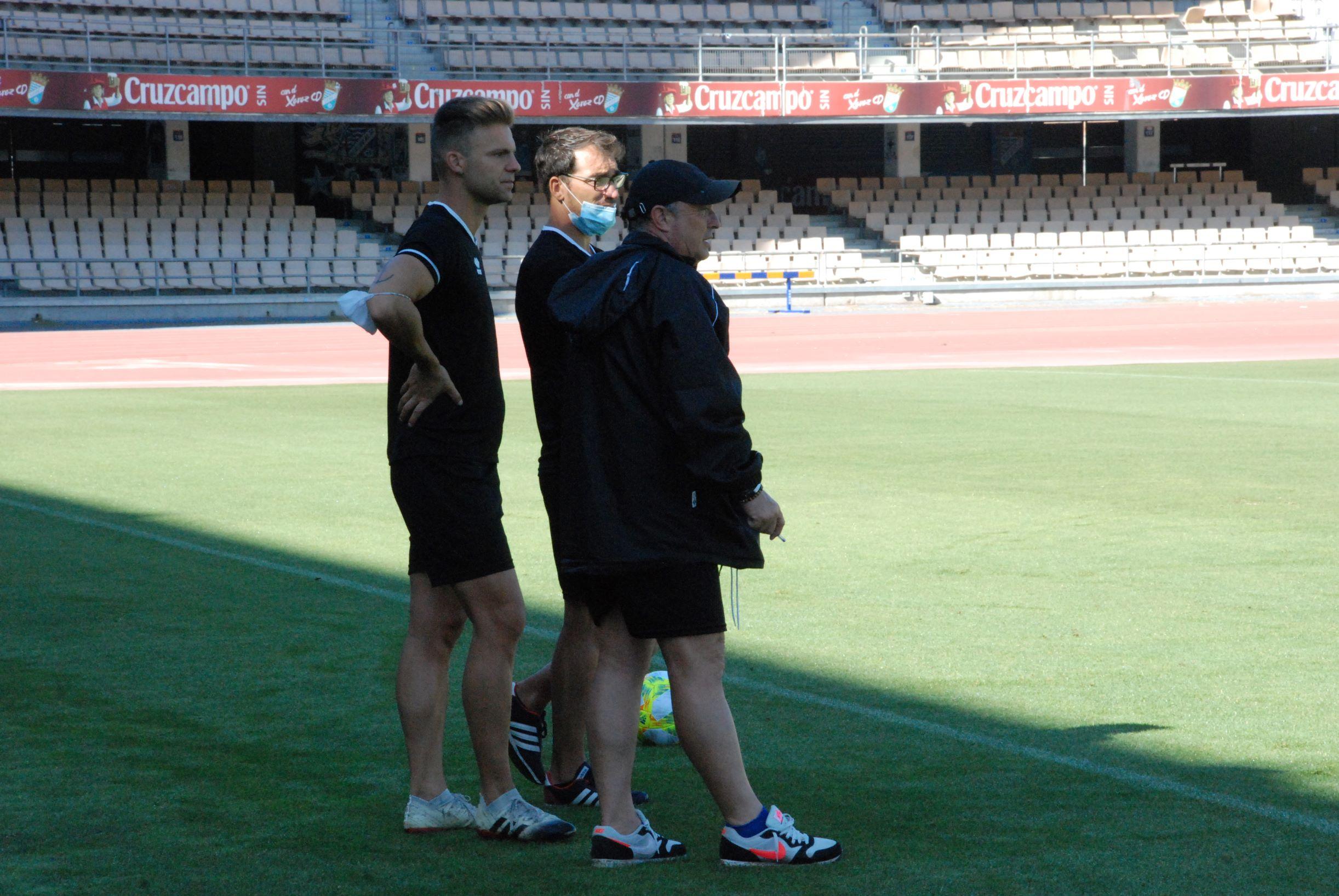 Viernes y domingo de descanso en la penúltima semana de entrenamientos del Xerez Deportivo FC