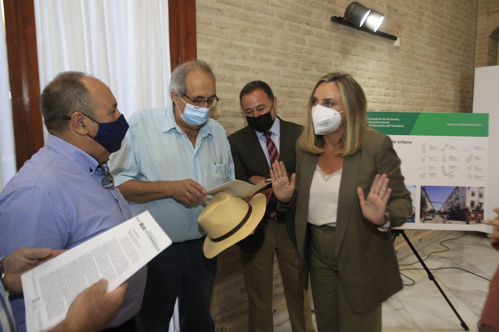 Marifrán Carazo anuncia la convocatoria de ayudas para la rehabilitación de viviendas en La Constancia