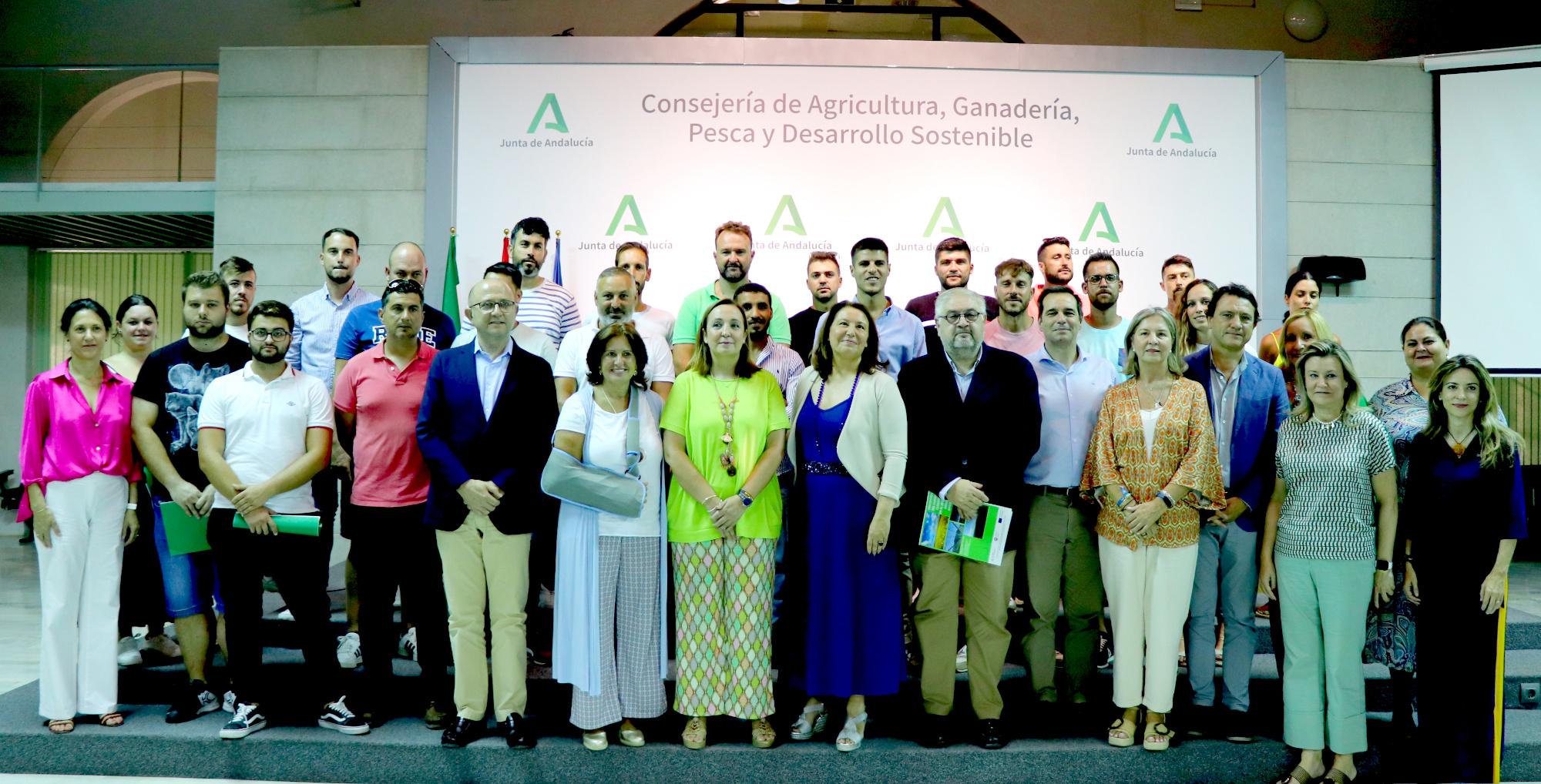 La Consejería de Agricultura fortalece el relevo generacional en el agro de la provincia con ayudas que superan los 15 millones