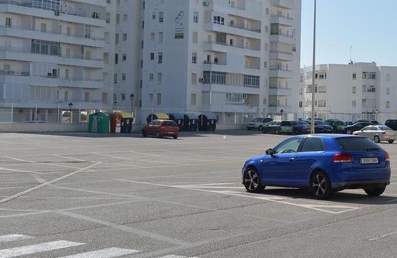 Detenidos en Jerez dos varones que robaban coches con herramientas electrónicas de desbloqueo