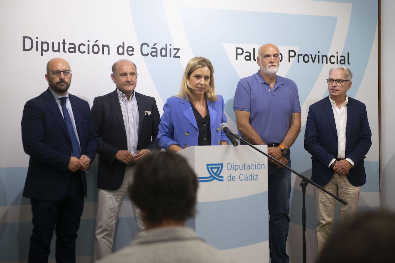 La jerezana Almudena Martínez precisa la estructura de su Gobierno en Diputación con cinco vicepresidencias y siete áreas