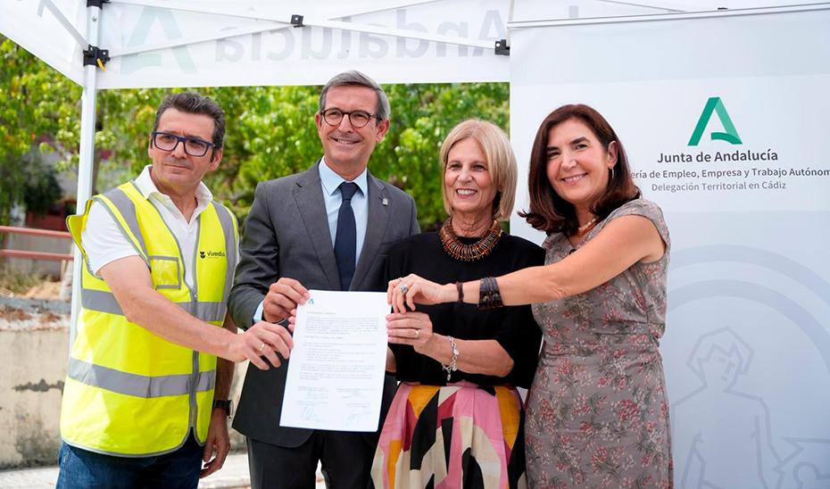 Colocada la primera piedra del futuro Centro de Referencia Aeroespacial de Jerez