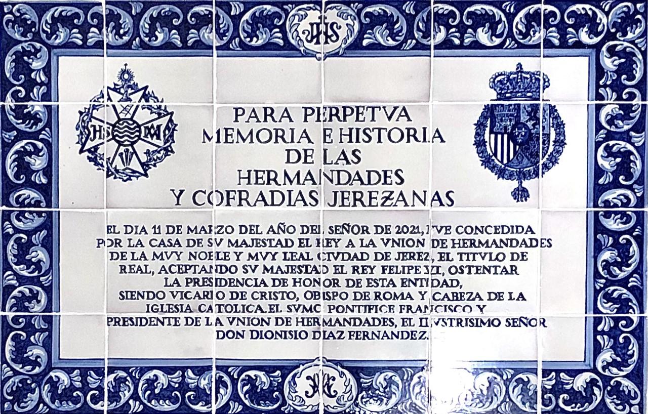 ﻿Presentado el azulejo conmemorativo del título de Real Unión de Hermandades