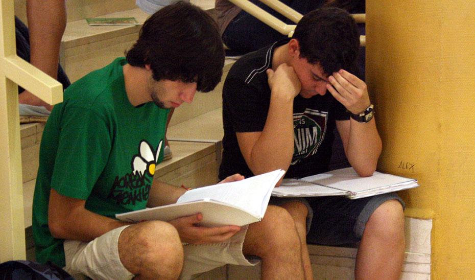 Más de 48.100 alumnos se examinan desde el 14 de junio de la prueba de acceso a la Universidad en Andalucía