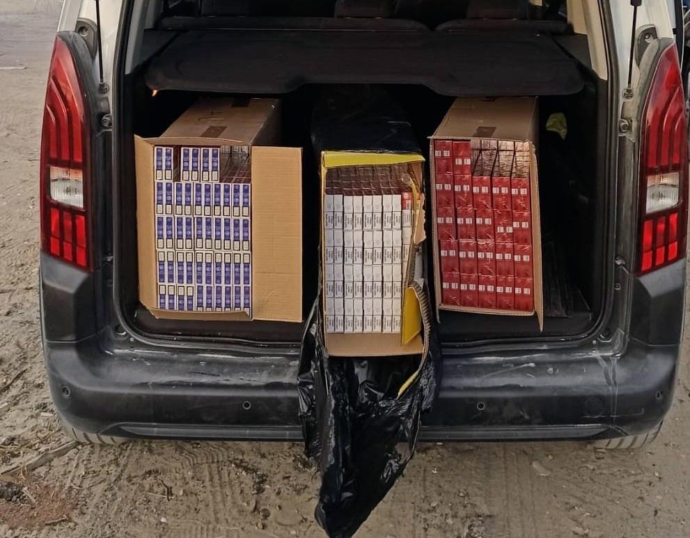Interceptado en Jerez un vehículo con cerca de 1.500 cajetillas de tabaco de contrabando