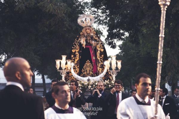 Pasión traslada sus imágenes este sábado a la Parroquia de los Dolores