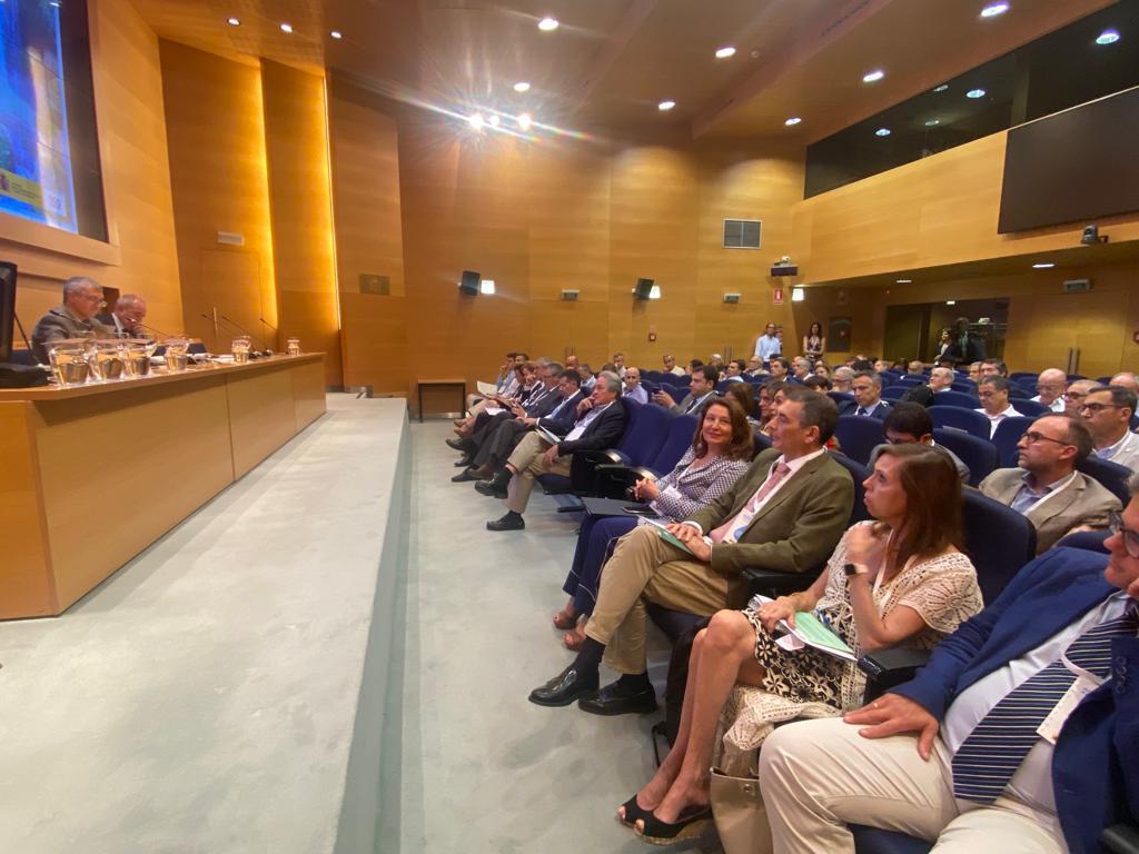 Carmen Crespo califica de "hito histórico" la aprobación de los Planes Hidrológicos de las cuencas intracomunitarias andaluzas