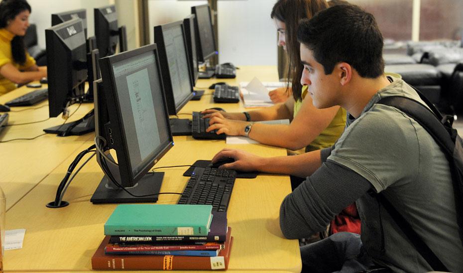 Registradas casi 26.000 solicitudes en Andalucía para cursar grados universitarios en el primer día de inscripción