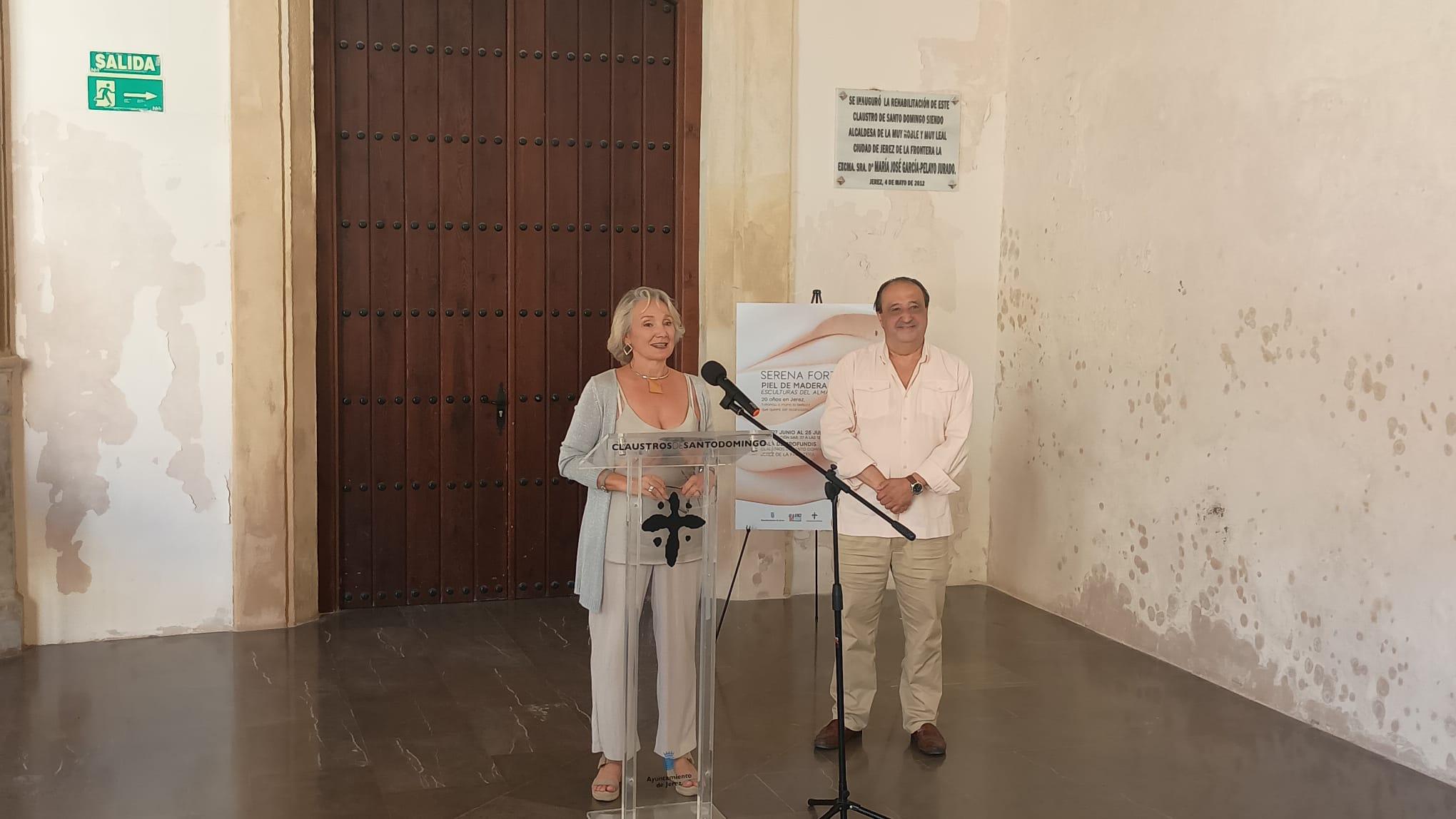 Los Claustros de Santo Domingo de Jerez acogen 'Piel de madera. Esculturas del alma' de la italiana Serena Fortin