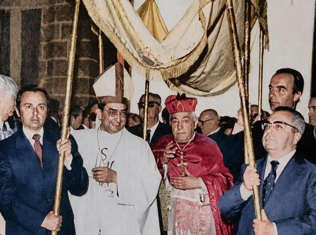 La IA celebra en color el 46 cumpleaños de la diócesis