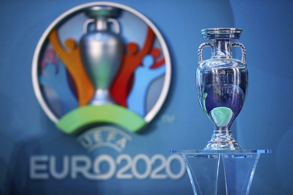 La UEFA aplaza la Eurocopa al verano de 2021