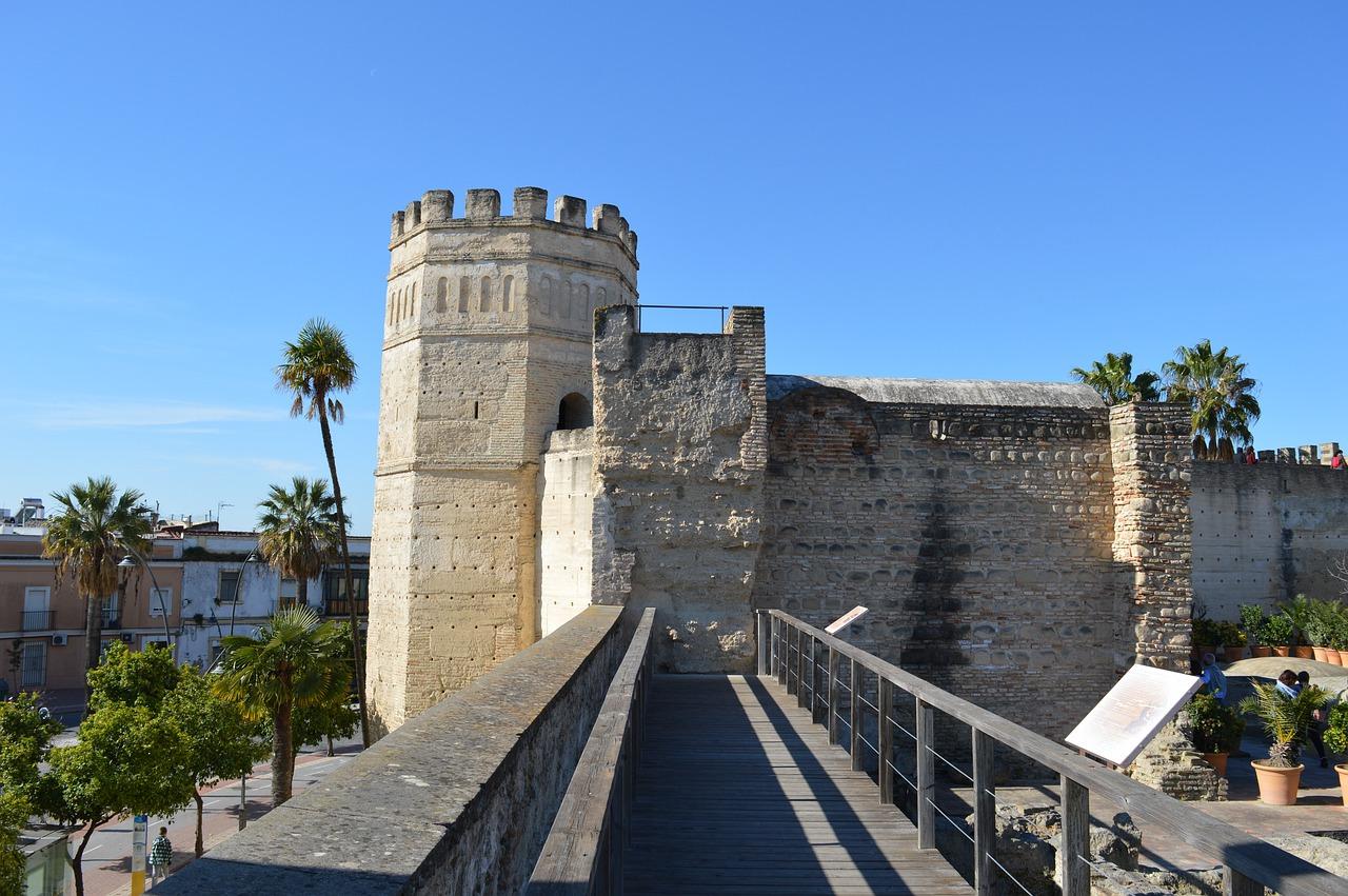 La ‘burbuja’ turística estallará: la Junta maneja un descenso del 60% en el número de visitantes