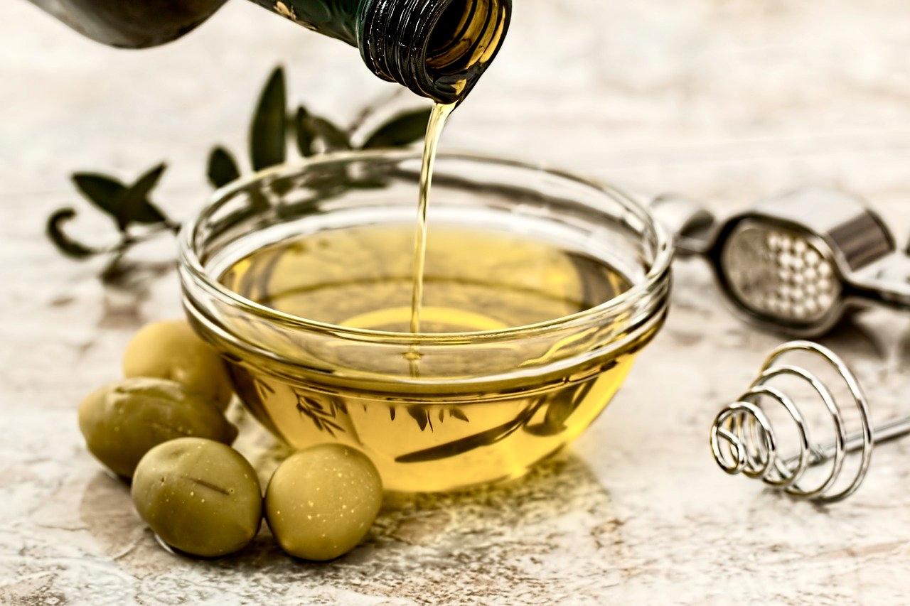 Facua detecta variaciones de casi el 100% en el precio del aceite de oliva virgen extra