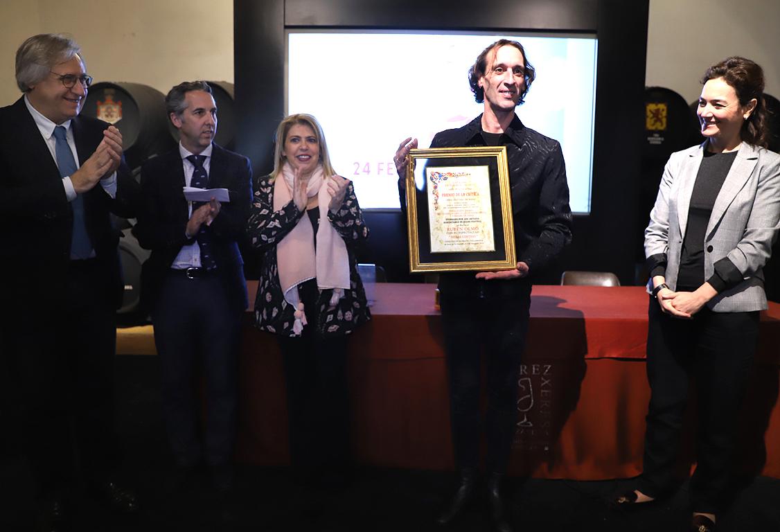 Rubén Olmo recibe el Premio de la Crítica del Festival de Jerez 2019