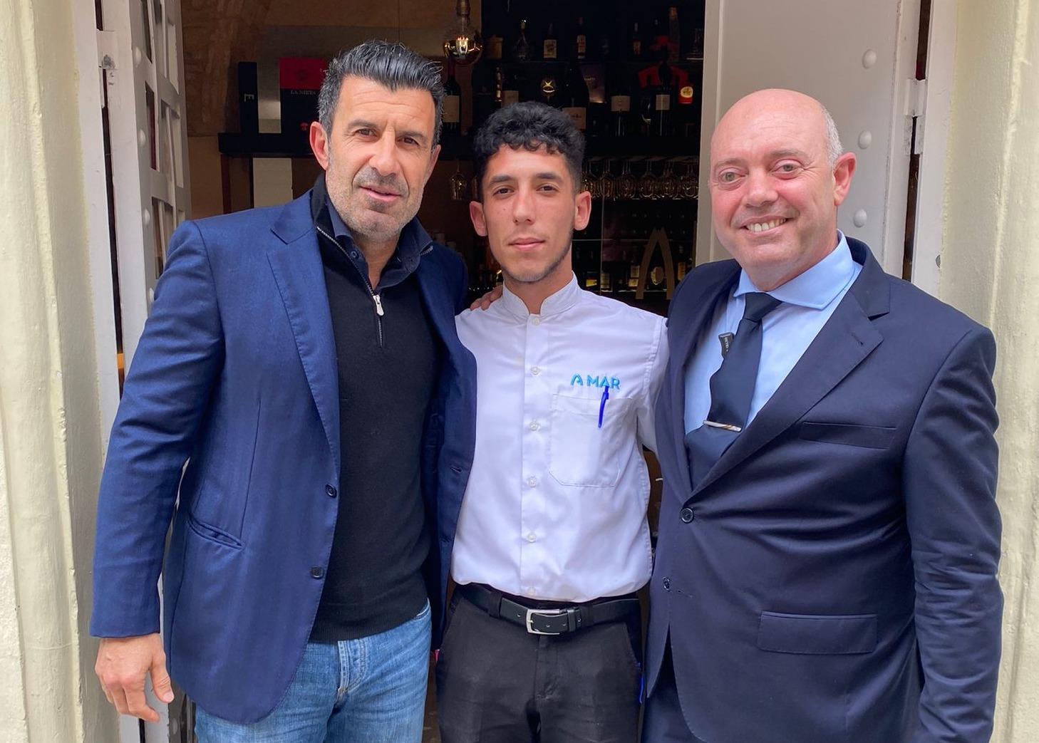 El exfutbolista Luís Figo, en el restaurante A Mar de Jerez