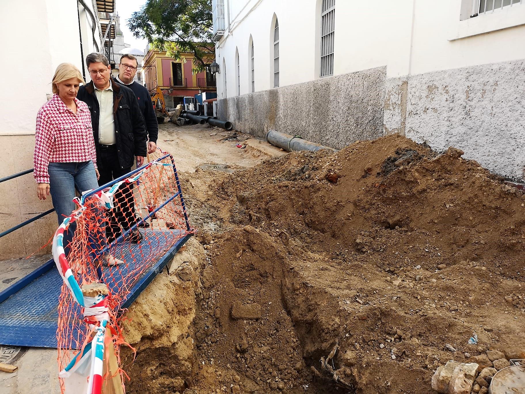 El PP comparte el enfado de los vecinos por el abandono del Centro Histórico de Jerez tras ocho años de Mamen Sánchez