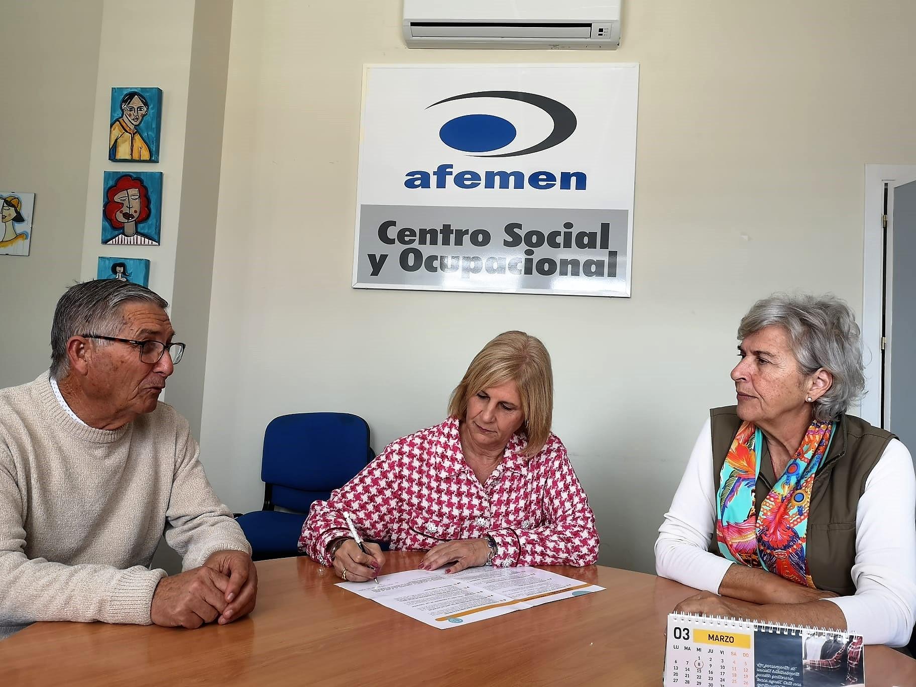 María José García-Pelayo firma y ratifica el Pacto Local para el Bienestar Mental de AFEMEN