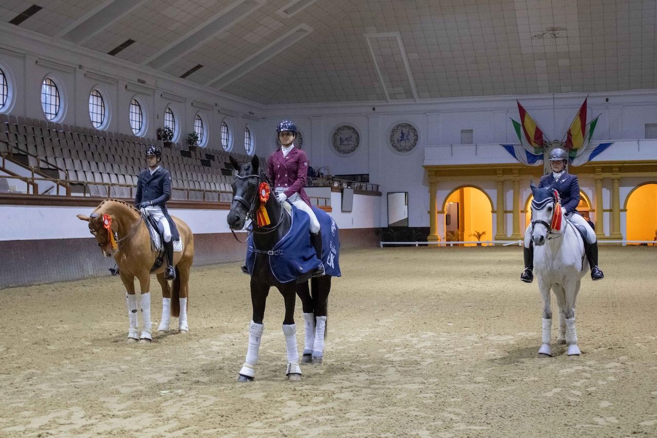 María Caetano repite podio en el Grand Prix Freestyle en la Real Escuela