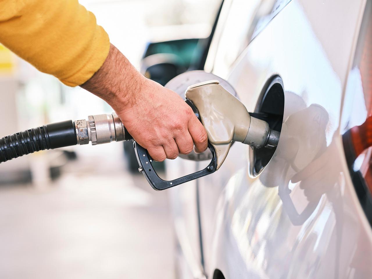 El litro de gasóleo ha subido ya una media de 47 céntimos: FACUA detecta hasta 1,18 euros de diferencia en una misma provincia