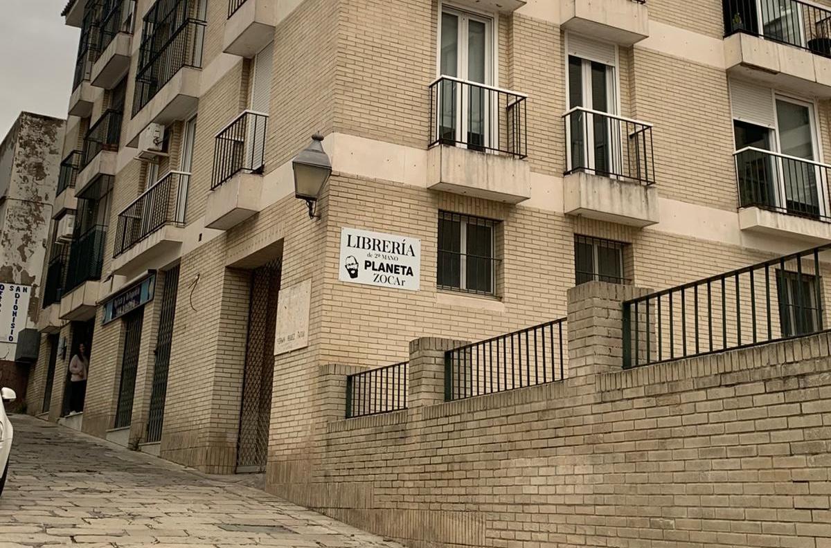 La librería de segunda mano Planeta Zocar abre nueva etapa en Jerez con una segunda apertura en calle Limones