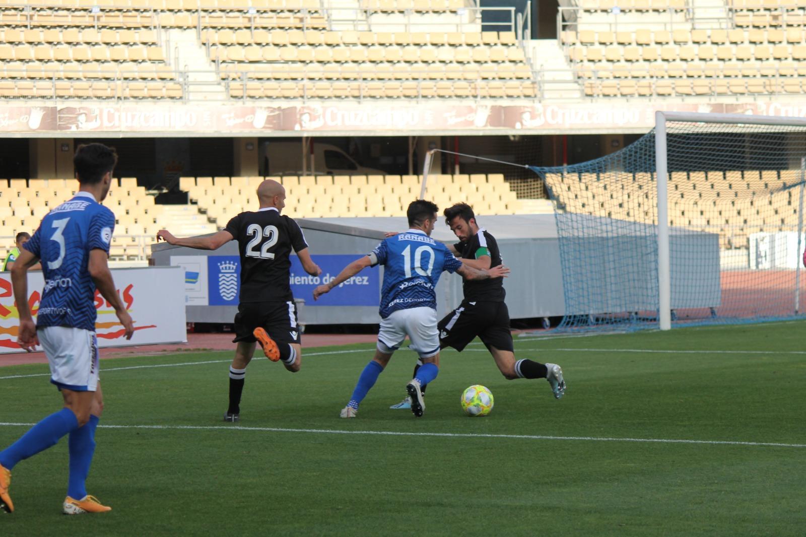 Dos meses sin fútbol en Jerez… y un playoff en el horizonte