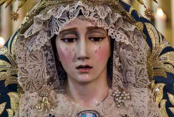 Una original ofrenda a la Virgen de la Concepción