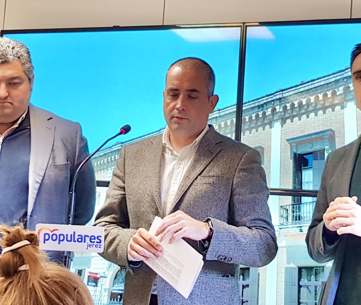 Antonio Saldaña abandona la portavocía del PP en Diputación pero continuará en el Ayuntamiento de Jerez