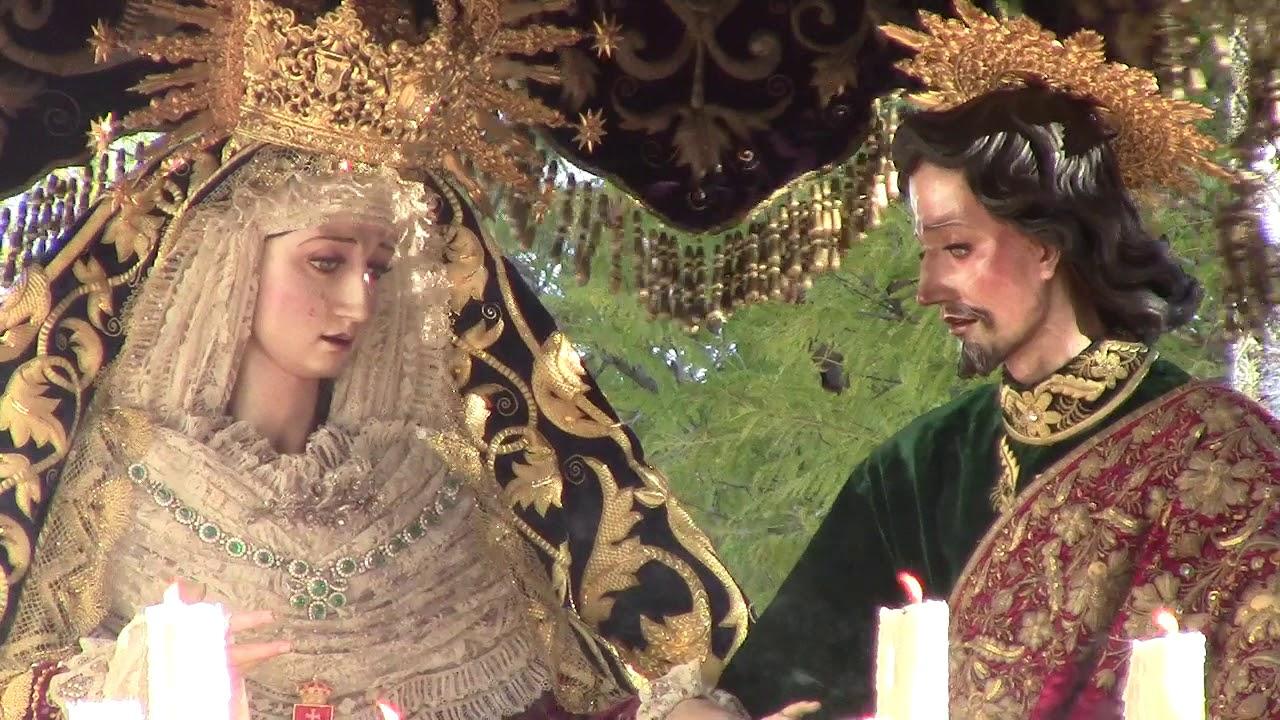 Ofrenda floral a la Virgen del Desconsuelo