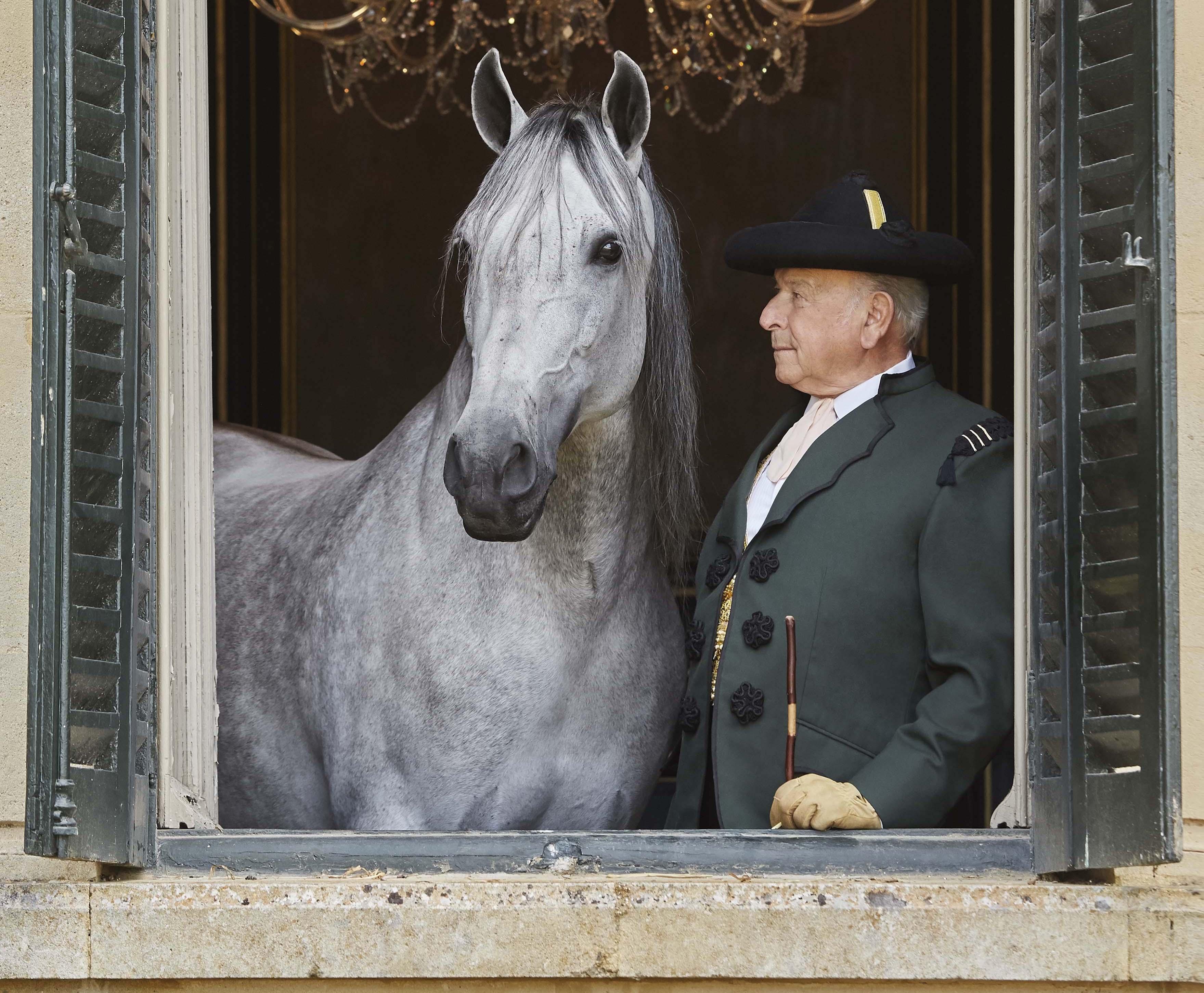 La Real Escuela rinde homenaje a Álvaro Domecq por toda una vida dedicada al mundo del caballo