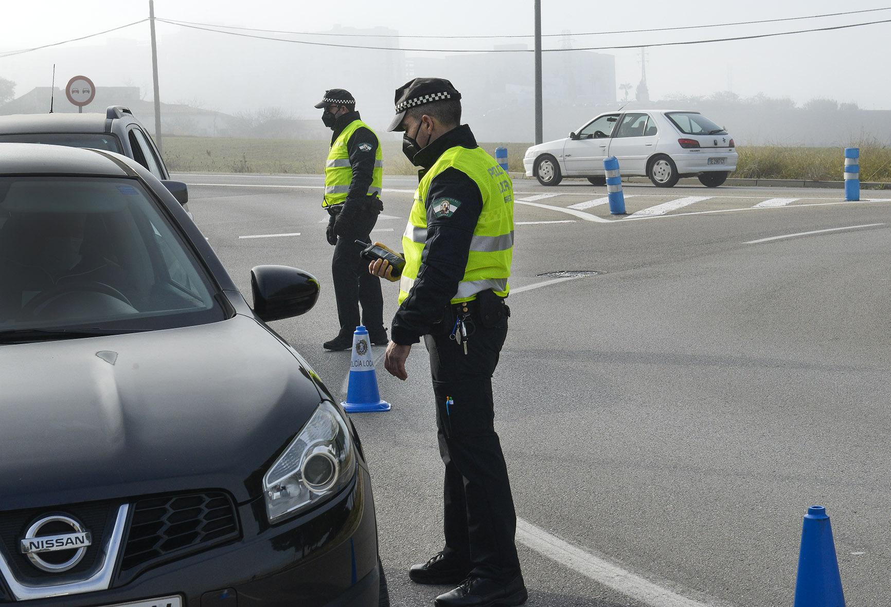 La Policía Local realiza 12 controles de velocidad a más de 4.000 vehículos y pone un centenar de denuncias durante el GP de Jerez