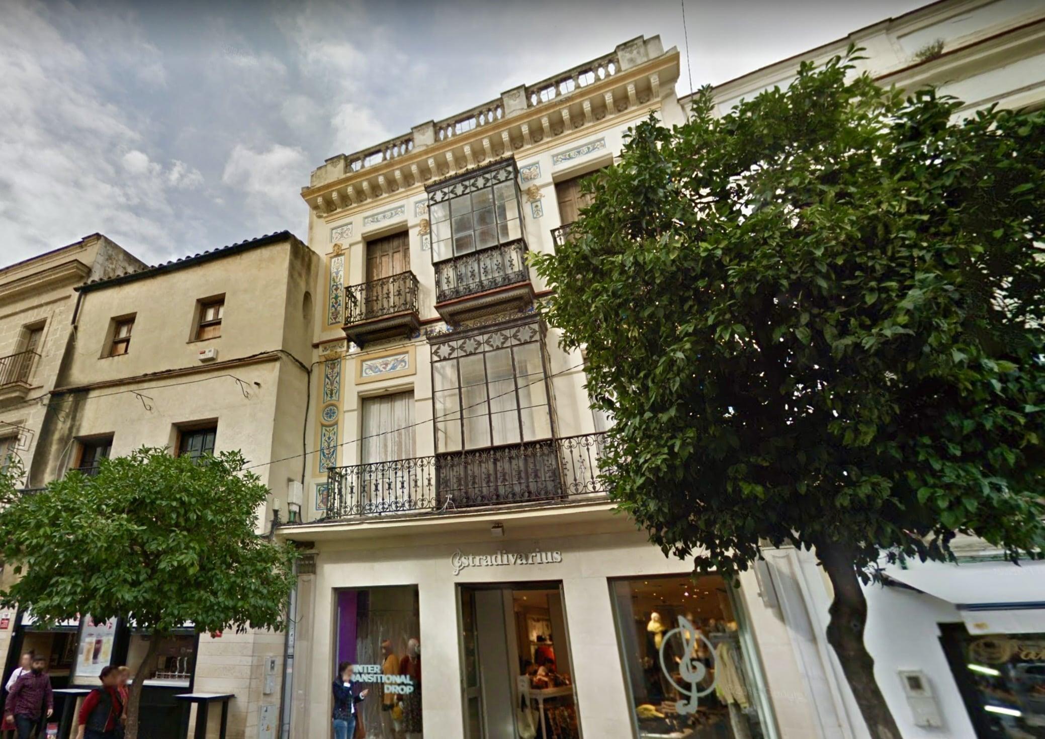 Anuncian el cierre de Stradivarius en la calle Lancería de Jerez
