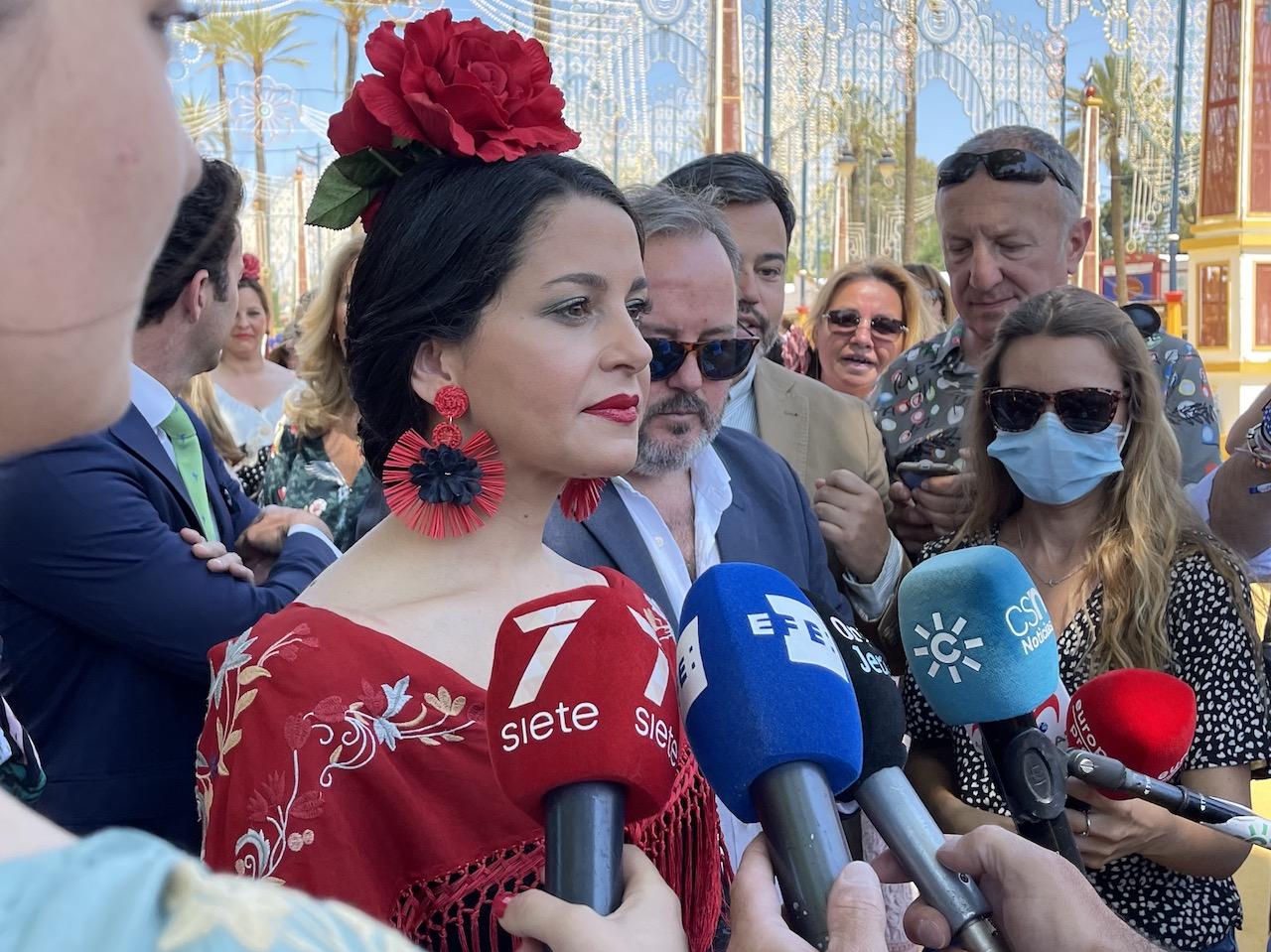 Inés Arrimadas (Cs), en la Feria del Caballo: "Hay que votar en Andalucía lo mismo que se votó en 2018"