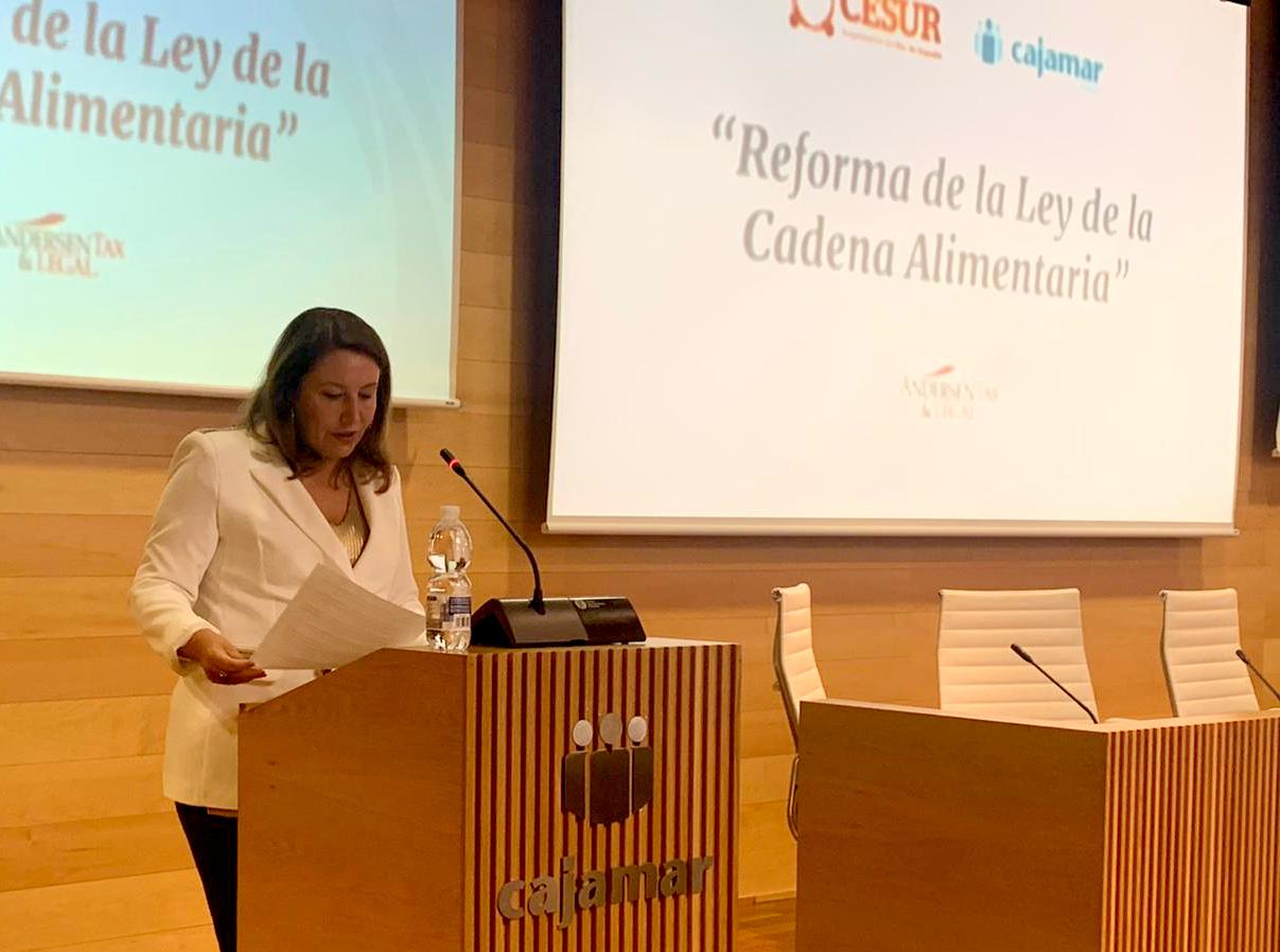 Carmen Crespo advierte que "si la Ley de Cadena Alimentaria no es posibilista para el sector agrario, habrá que reformarla"