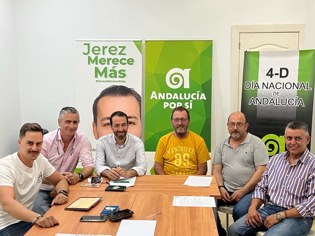 AxSí firma un compromiso político en apoyo a las formaciones musicales cofrades de Jerez