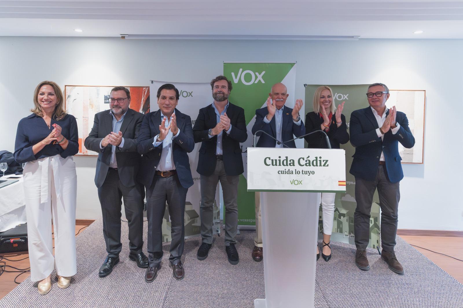 Iván Espinosa (Vox), en Jerez: "Somos el único partido que llegará al Ayuntamiento con la hoja de servicio limpia"