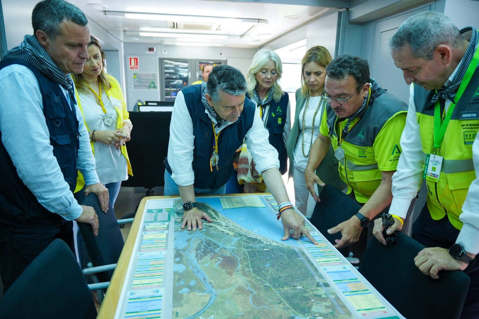 Antonio Sanz visita el PMA de Bajo de Guía