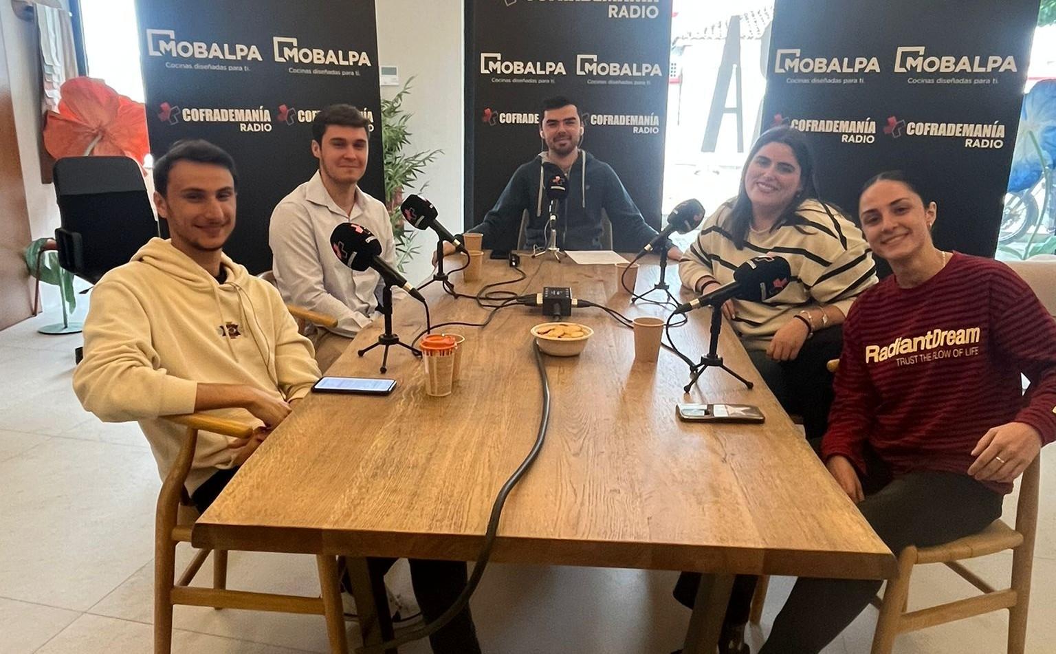 Grupo Joven: con jóvenes de la Hermandad del Cristo