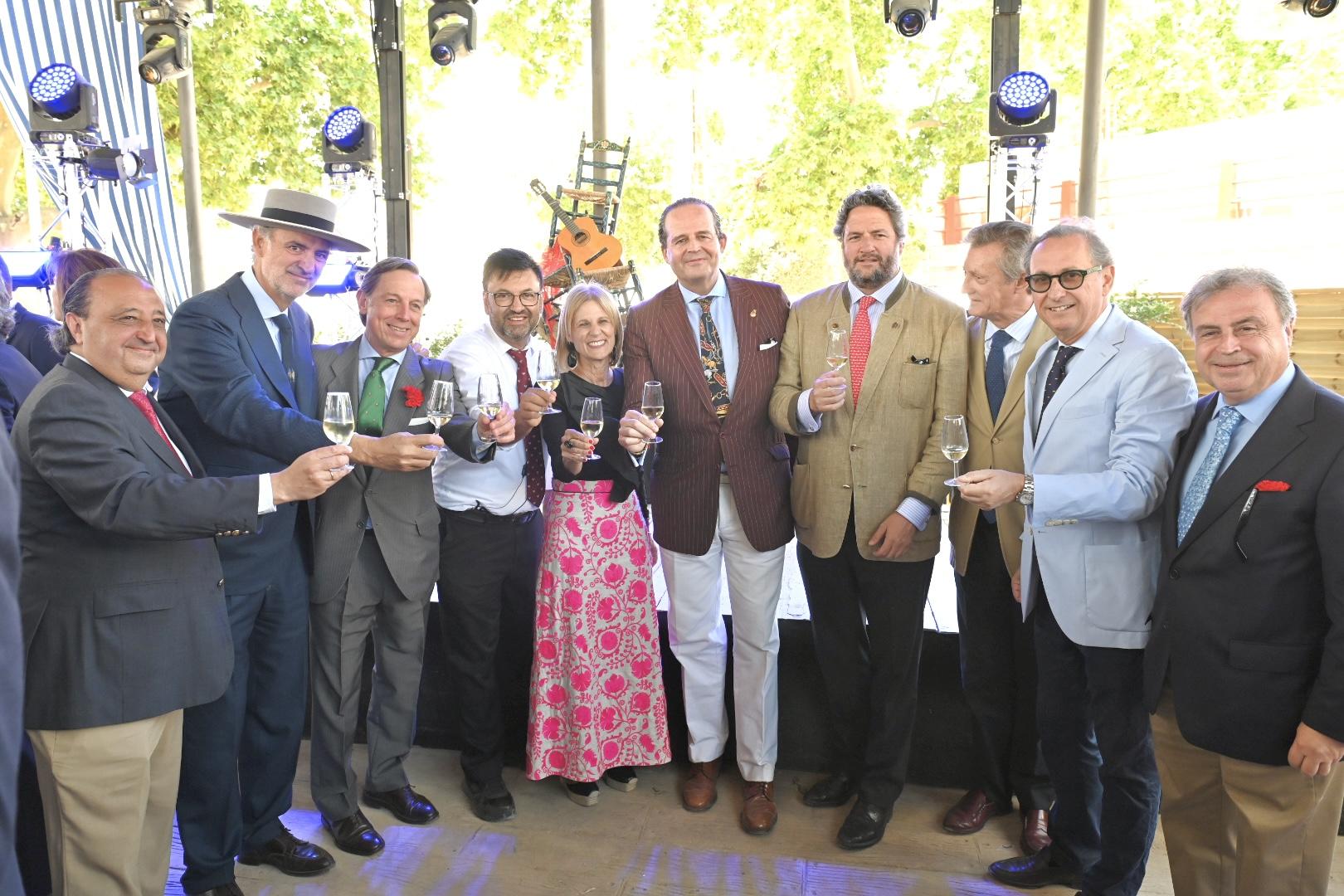 'Jerezanos de la Diáspora' celebra su 50 aniversario en la Feria del Caballo brindando por la Capitalidad Española de la Gastronomí