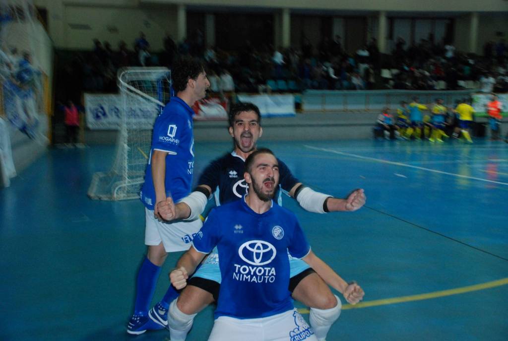 Xerez DFC Toyota Nimauto 5-2 Cádiz CF Virgili: Unos guerreros colosales llevados en volandas