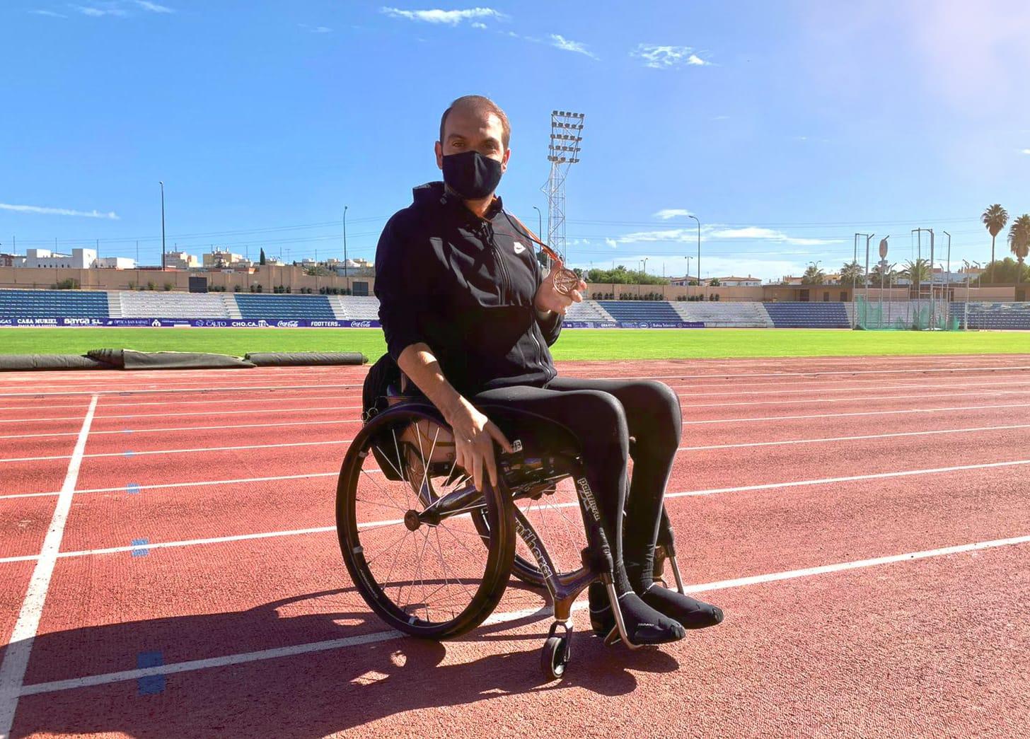 El jerezano Francisco Zuasti, subcampeón de España en 200m y bronce en 100m de atletismo en silla de ruedas