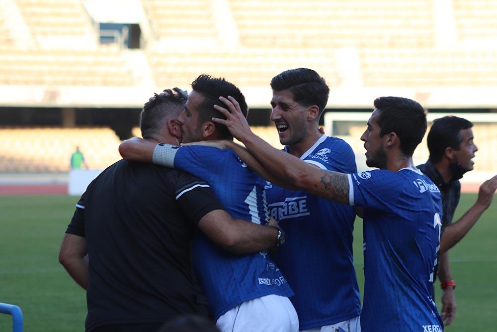 Xerez DFC 1-0 Arcos CF: Superioridad, sufrimiento innecesario y liderato