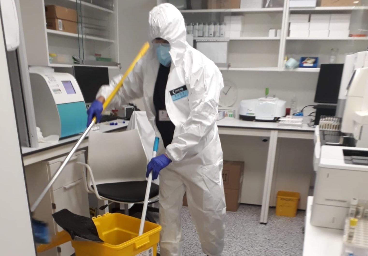 El Hospital de Jerez, escenario de un simulacro de derrame de producto químico peligroso en los laboratorios de Análisis Clínicos
